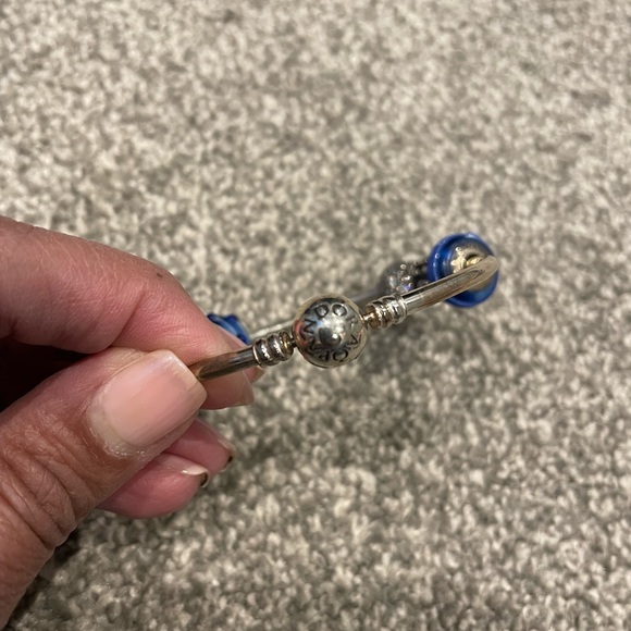 Pandora bracelet with charms. - Picture 2 of 2